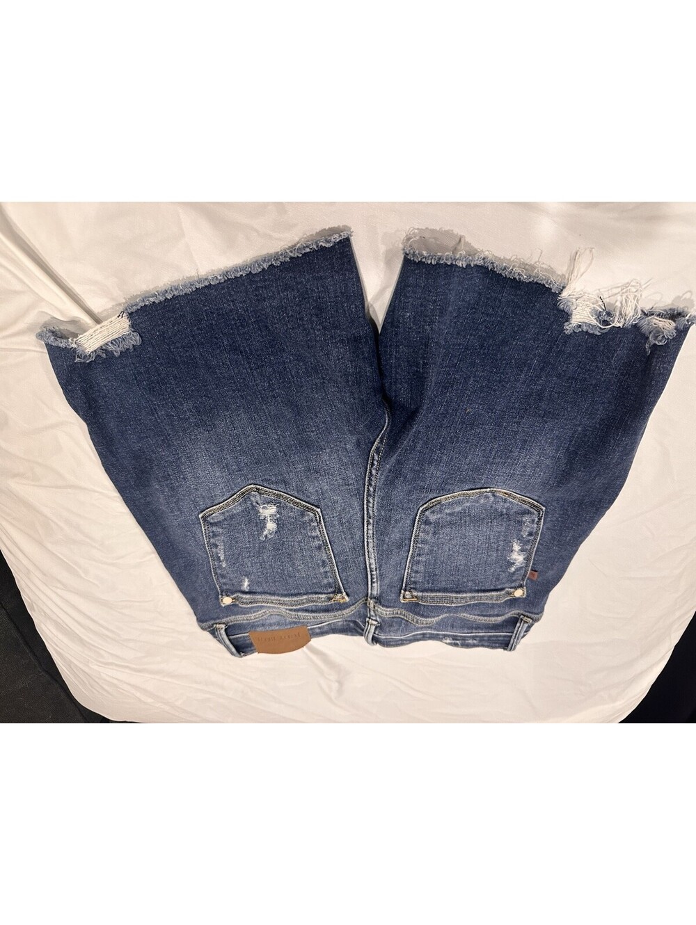 Judy Blue Shorts Womens Large Blue Denim Distressed Cut Off Frayed Hem Stretch - Picture 9 of 9